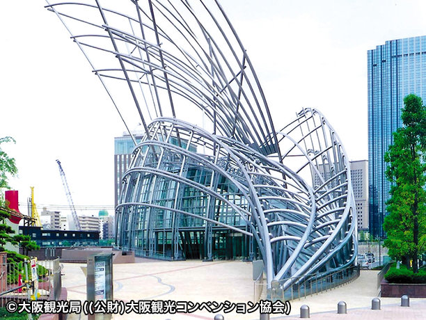 国立国際美術館
